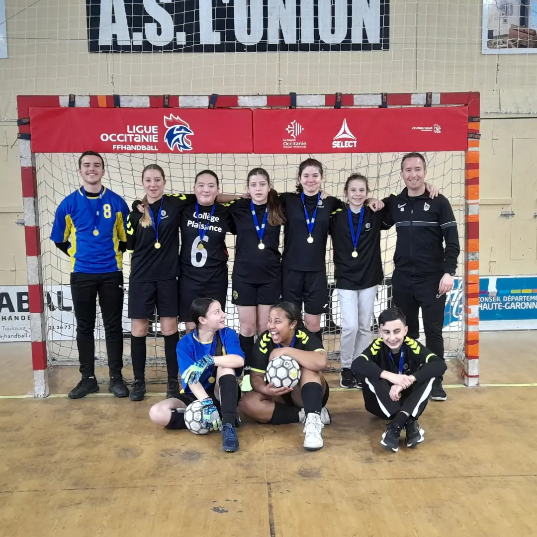 15022023 Minimes Filles Championnnes départementales Futsal UNSS 1sur3.jpg